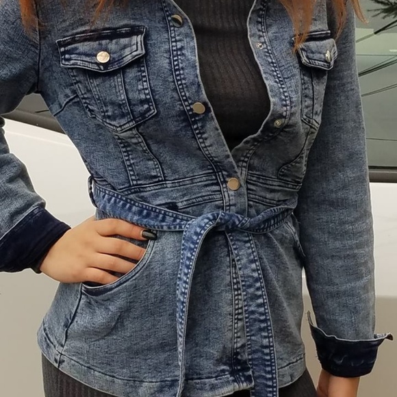 Classic Stretch Denim Jacket AUTUMN 2018 - Picture 4 of 7